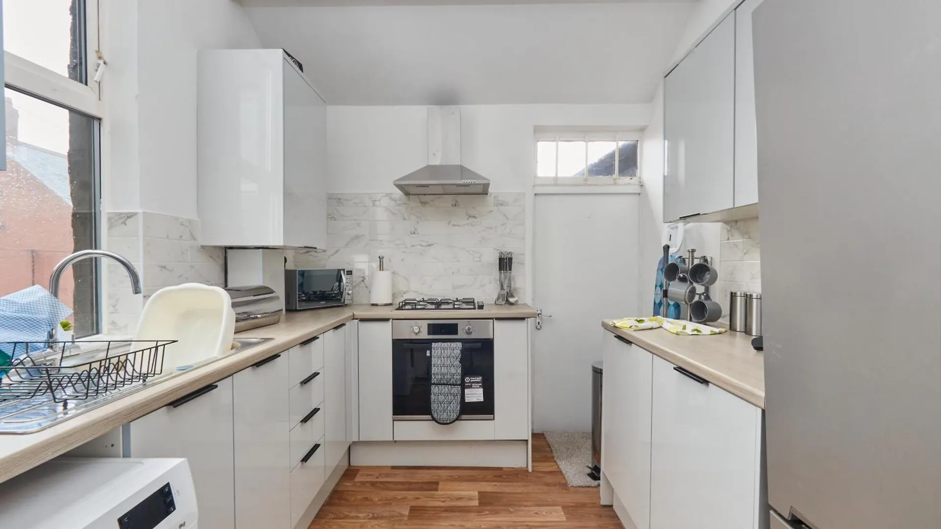Daire Large 4 Bedroom Home Near Newcastle City Centre
